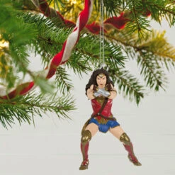 Hallmark DC™ Wonder Woman™ Ornament -Hallmark Decoration Store DC Comics Wonder Woman Keepsake Ornament 1999QXI6119 02