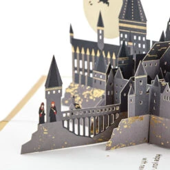 Hallmark Harry Potter™ Hogwarts™ Castle 3D Pop-Up Card 14 Hallmark Harry Potter™ Hogwarts™ Castle 3D Pop-Up Card -Hallmark Decoration Store Harry Potter Hogwarts Castle 3D PopUp Card 1499LAD2727 03
